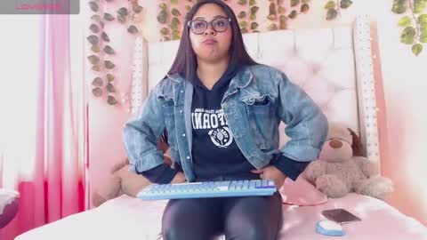 PAMELA online show from October 2025 09:24:02 PM