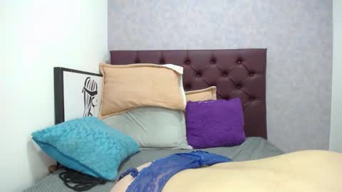 Pamela online show from February 2025 04:03:02 PM