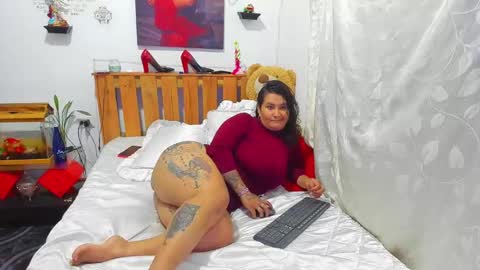 Snapshot of pamelaruiizz3 chatting on February 2025 09:02:01 PM Pamela online show from February 2025 09:02:01 PM