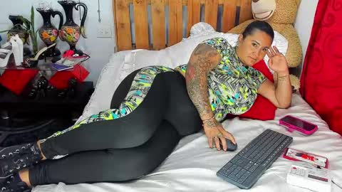 Snapshot of pamelaruiizz3 chatting on November 2025 07:57:02 PM Pamela online show from November 2025 07:57:02 PM