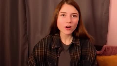 daniella online show from October 2025 07:45:01 PM