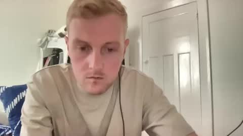 Pancakeroll online show from February 2025 01:31:02 AM