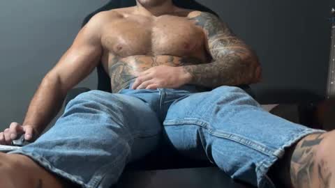 Oleg online show from October 2025 06:21:01 AM