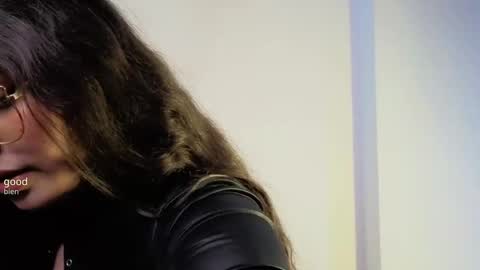 Paola Lyon online show from October 2025 06:16:02 PM