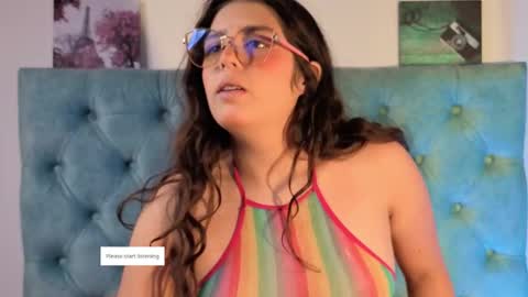 Paola Lyon online show from October 2025 12:05:01 PM