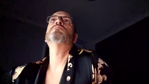 Papi online show from December 2024 03:45:01 AM