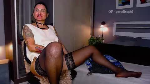 My alter ego Betinna Flowers - a tattooed Miss  -   Are you missing me come in here  -  online show from December 2024 01:13:01 AM