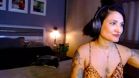 My alter ego Betinna Flowers - a tattooed Miss  -   Are you missing me come in here  -  online show from February 2025 09:48:01 PM