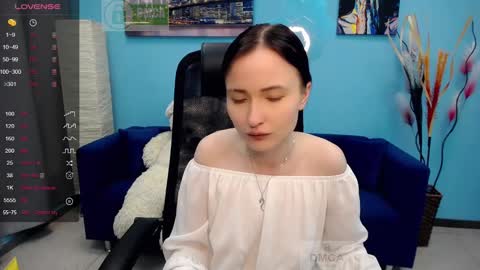 Louise online show from December 2024 02:33:01 PM