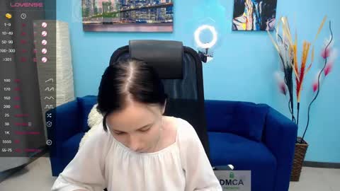 Louise online show from December 2024 01:22:01 PM
