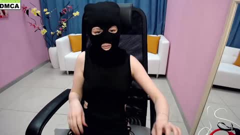 Louise online show from March 2025 10:20:02 AM