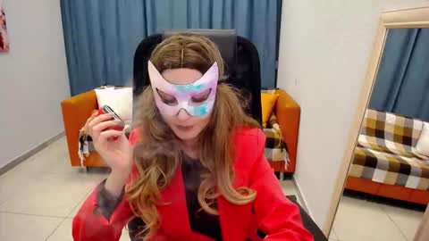 Louise online show from September 2025 08:47:01 AM