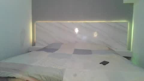 paris_vixen13 online show from November 2025 03:46:01 PM