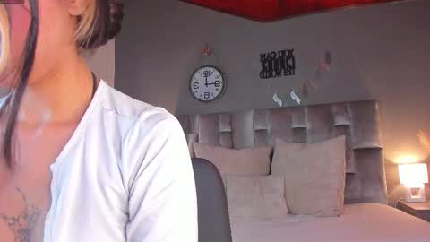 PARIS online show from February 2025 07:38:02 PM