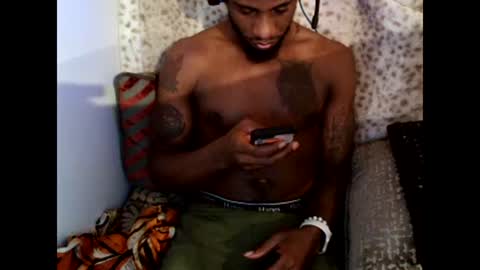 Snapshot of parlay0028 chatting on December 2024 01:03:02 AM Parlay tellio online show from December 2024 01:03:02 AM