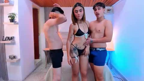 Snapshot of party_wallen chatting on October 2025 05:26:02 AM Andres Nataly Clarck And Paco online show from October 2025 05:26:02 AM