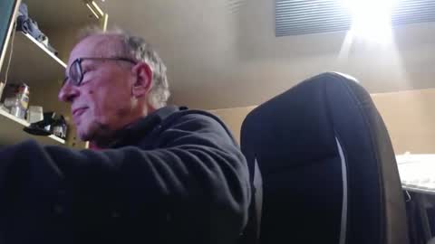 Snapshot of pascal88881 chatting on November 2025 07:03:03 PM pascal88881 online show from November 2025 07:03:03 PM