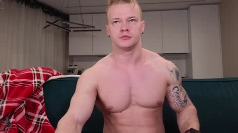 Snapshot of pashka_x chatting on December 2024 06:54:01 AM Pashka online show from December 2024 06:54:01 AM