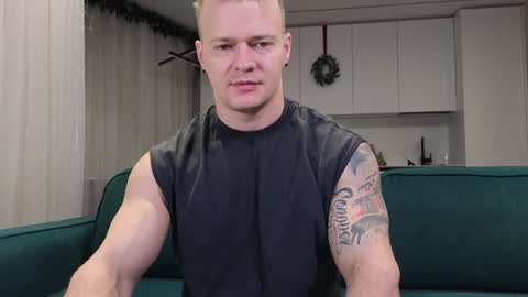 Snapshot of pashka_x chatting on January 2025 08:17:01 AM Pashka online show from January 2025 08:17:01 AM