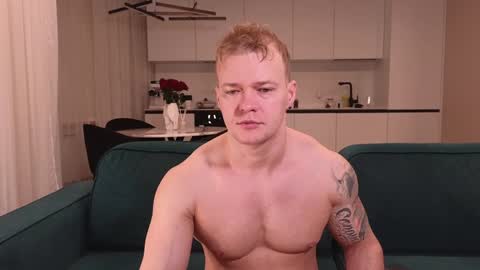 Snapshot of pashka_x chatting on February 2025 04:25:01 AM Pashka online show from February 2025 04:25:01 AM