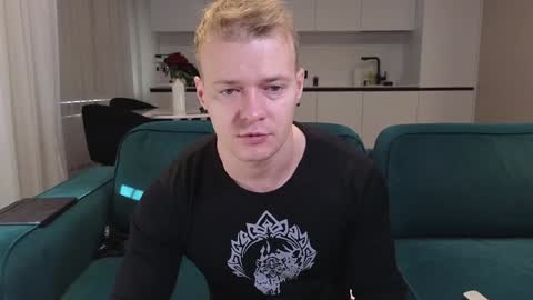 Snapshot of pashka_x chatting on February 2025 08:44:02 AM Pashka online show from February 2025 08:44:02 AM