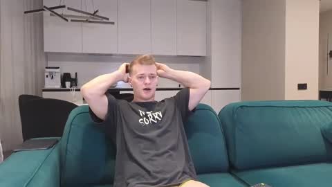 Snapshot of pashka_x chatting on March 2025 01:27:02 PM Pashka online show from March 2025 01:27:02 PM