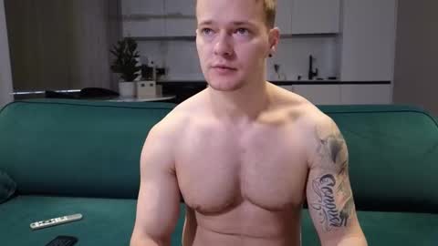 Snapshot of pashka_x chatting on October 2025 06:54:01 AM Pashka online show from October 2025 06:54:01 AM