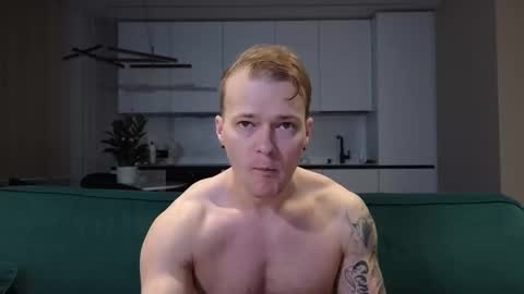 Snapshot of pashka_x chatting on November 2025 06:14:01 AM Pashka online show from November 2025 06:14:01 AM