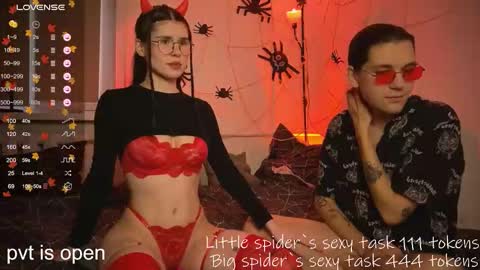 Snapshot of passiondesire_ chatting on November 2025 08:16:02 AM Zoe online show from November 2025 08:16:02 AM