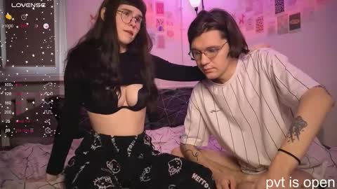 Snapshot of passiondesire_ chatting on December 2025 09:29:02 AM Zoe online show from December 2025 09:29:02 AM