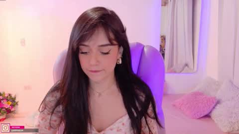 Snapshot of pau_cute chatting on October 2025 11:46:01 PM Sofa online show from October 2025 11:46:01 PM