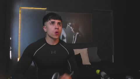 Paul online show from February 2025 01:06:01 PM