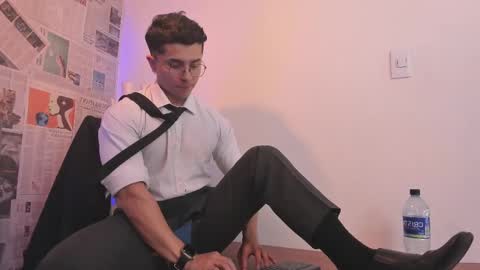 Paul online show from February 2025 06:22:01 PM