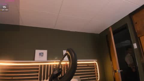 Paul online show from February 2025 12:08:01 PM