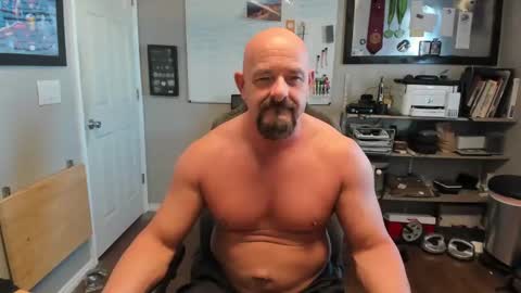 Justeffingaround online show from February 2025 03:59:01 PM