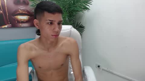 Snapshot of paul_ponce chatting on October 2025 12:37:01 PM PAUL online show from October 2025 12:37:01 PM