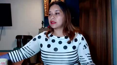 PAULA online show from January 2025 03:59:01 AM