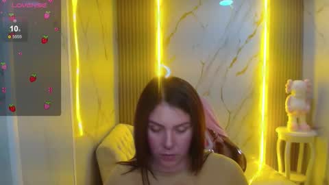 Snapshot of paula_b_ chatting on September 2025 12:54:01 PM Paula online show from September 2025 12:54:01 PM