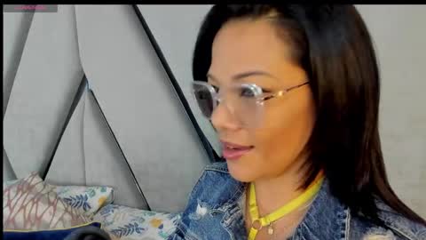 Paula online show from February 2025 10:09:02 PM