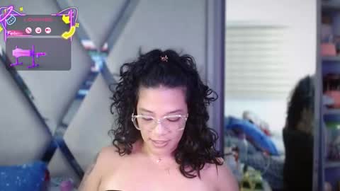 Snapshot of paula_daniela1 chatting on October 2025 11:56:02 PM Paula online show from October 2025 11:56:02 PM