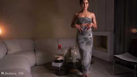 Snapshot of paulacora100 chatting on October 2025 11:38:01 PM Paula online show from October 2025 11:38:01 PM