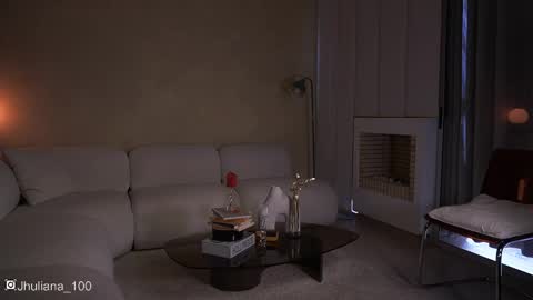 Snapshot of paulacora100 chatting on October 2025 02:35:02 PM Paula online show from October 2025 02:35:02 PM