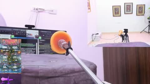 Paulina Davis  online show from December 2024 12:36:01 AM