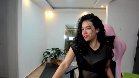 paulina online show from January 2025 04:30:02 AM