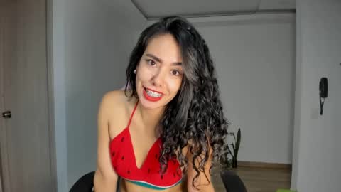 paulina online show from February 2025 01:03:01 AM