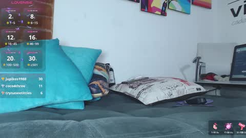 Paulina online show from March 2025 06:04:02 AM