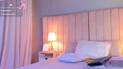 Snapshot of paulina_monrroy_ chatting on January 2025 10:37:01 PM paylina monroy online show from January 2025 10:37:01 PM