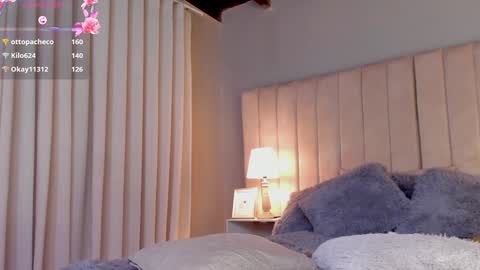 Snapshot of paulina_monrroy_ chatting on February 2025 04:15:02 AM paylina monroy online show from February 2025 04:15:02 AM