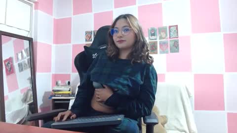 Snapshot of paulina_mosh chatting on March 2025 12:22:01 PM Paulina mosh online show from March 2025 12:22:01 PM