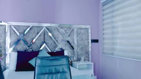 Snapshot of paulinaduarte_ chatting on October 2025 01:12:02 PM Paulina online show from October 2025 01:12:02 PM